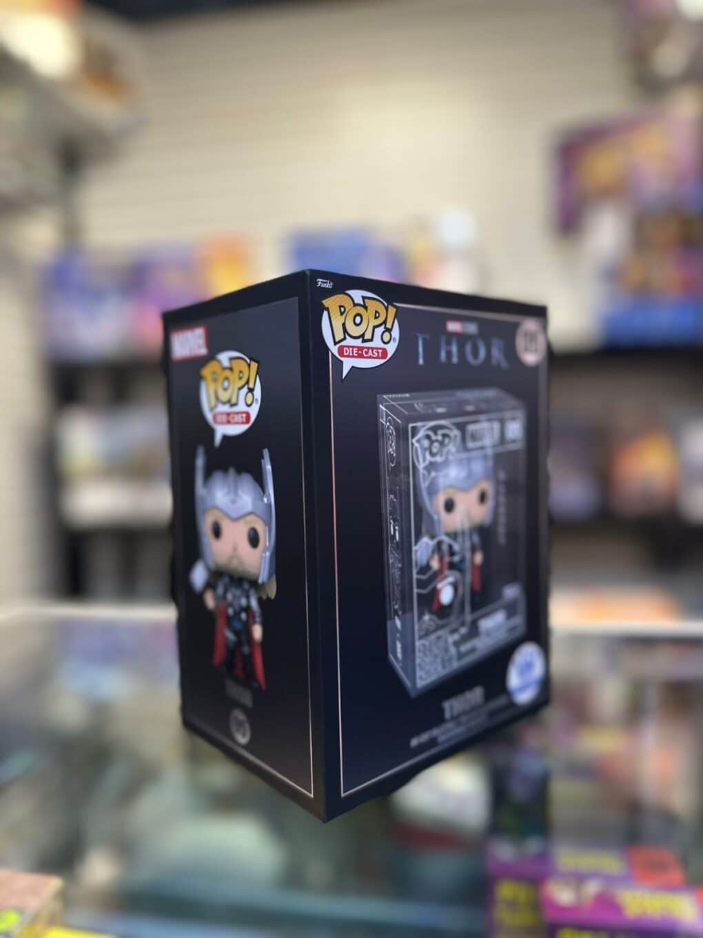 IMG-20250722-WA0031 Funko Pop Die Cast, Marvel Avengers, Thor Exclusivo Funko Shop